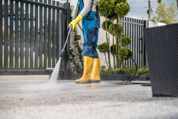 Best Fence Cleaning  in Hobart, WI